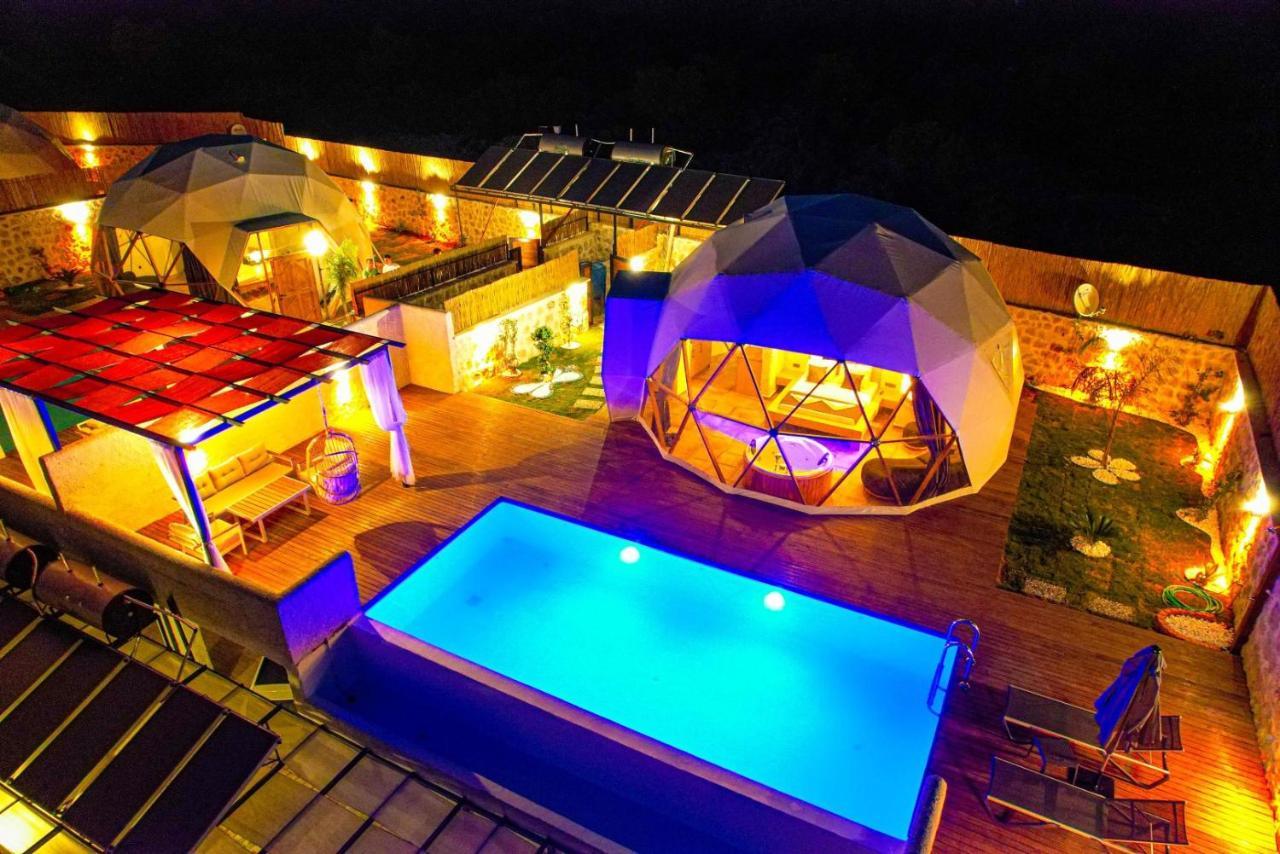 Kalkan Dome Suites & Deluxe Hotel Каш Екстериор снимка