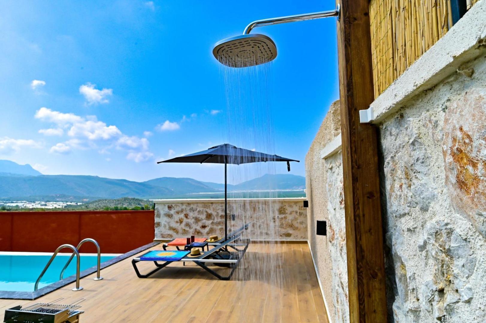 Kalkan Dome Suites & Deluxe Hotel Каш Екстериор снимка