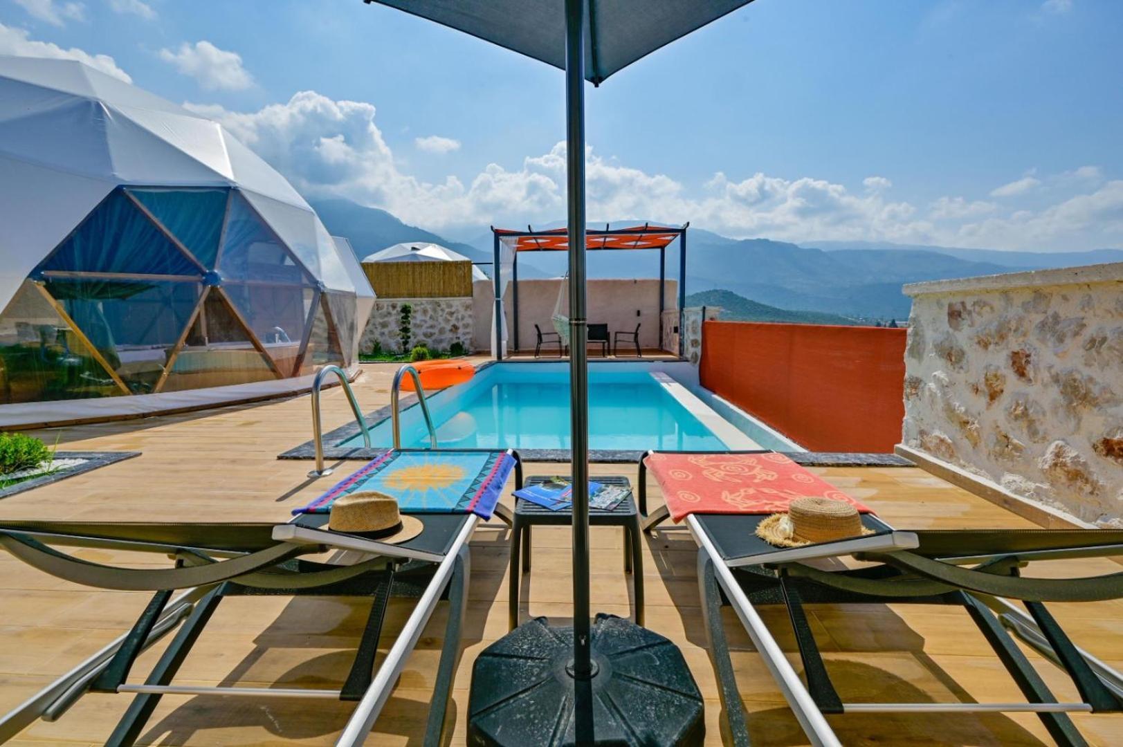 Kalkan Dome Suites & Deluxe Hotel Каш Екстериор снимка